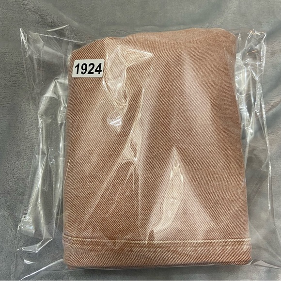 FRAME Le Sylvie Slender Straight-Leg Jeans Tan 21924 - Picture 14 of 15